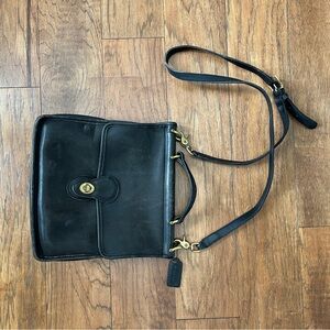 Vintage Coach Crossbody Willis Bag